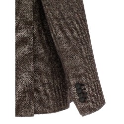 'Exclusive Garment' line blazer