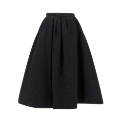 'Full' skirt