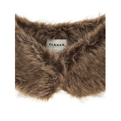 Faux fur collar