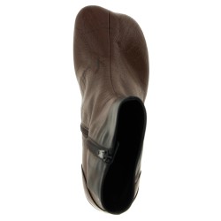 'Anatomic' ankle boots
