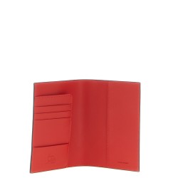 'Mooncrest' passport holder