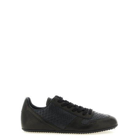 'Minimal Sneaks' sneakers