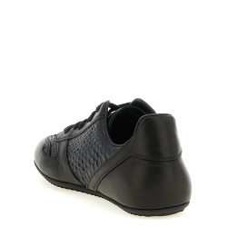 'Minimal Sneaks' sneakers