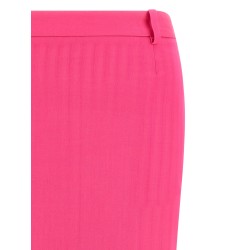 Double layer skirt