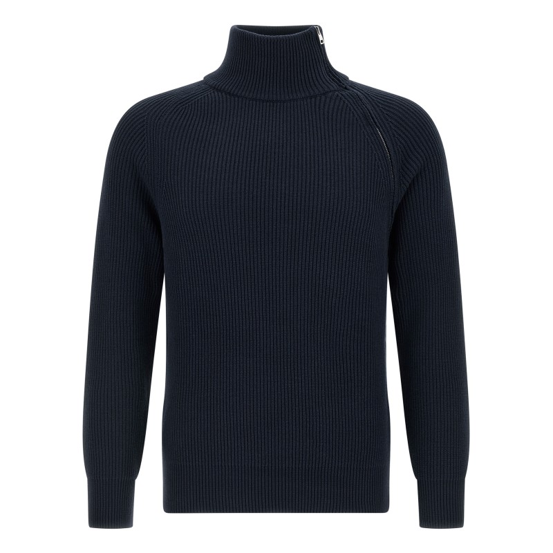 Zip sweater