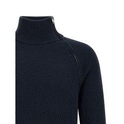 Zip sweater