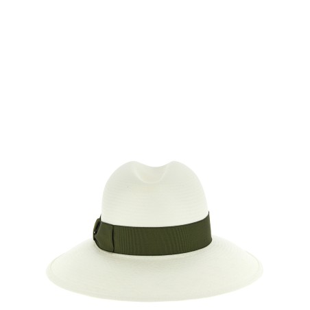 'Claudette' hat