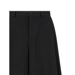 Extra loose leg bermuda shorts