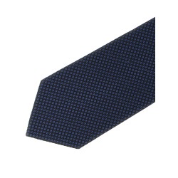 Silk tie