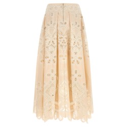 Carving embroidery skirt