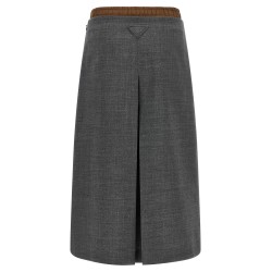Double layer skirt