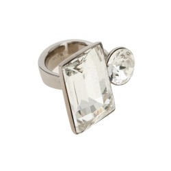 Open ring with crystals
