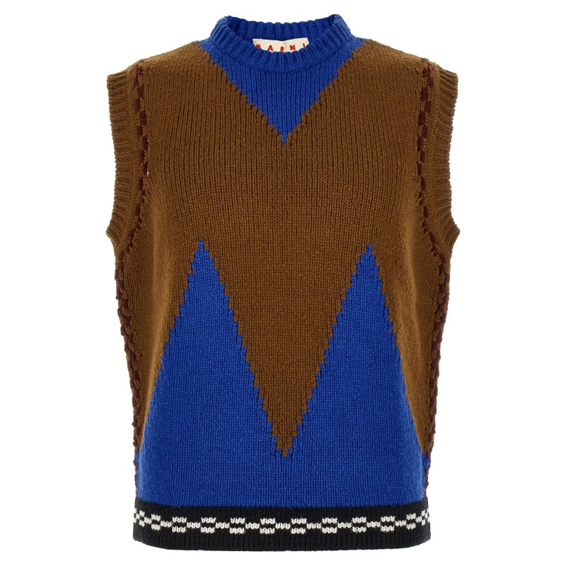 M-shaped intarsia vest