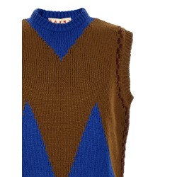M-shaped intarsia vest