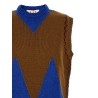 M-shaped intarsia vest