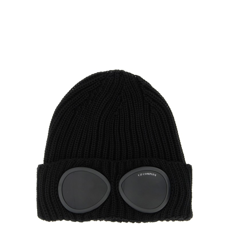 'Goggle' cap