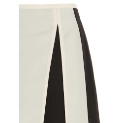 'Q 17 MC’ skirt