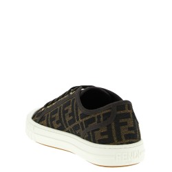 'Chunky' sneakers