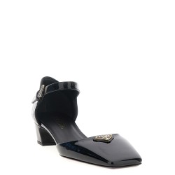 Logo patent pumps