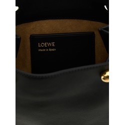 'Pebble' clutch