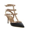 Valentino Garavani 'Rockstud' pumps