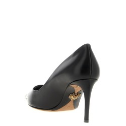 'Devotion' pumps
