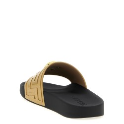 'La Medusa' slides