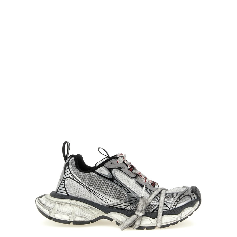 '3XL' sneakers