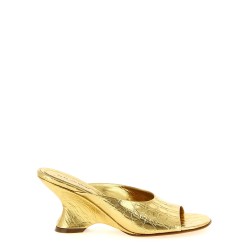 Curved wedge mules