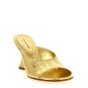 Curved wedge mules