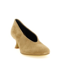 'Duck' pumps
