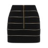 V-shaped waist skirt