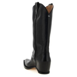 'Heel-Less' boots