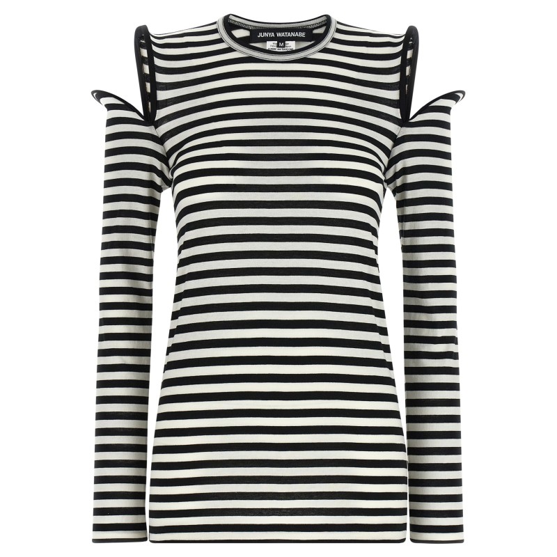 Sculptural shoulder t-shirt