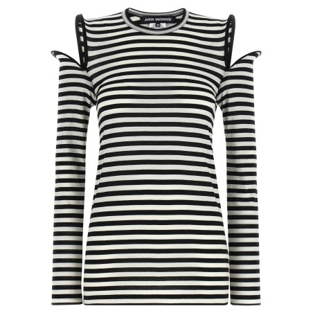 Sculptural shoulder t-shirt