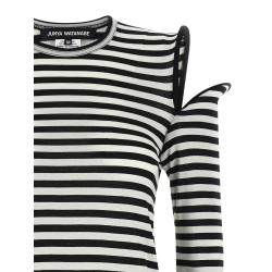 Sculptural shoulder t-shirt