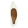 'Heel-Less' pumps
