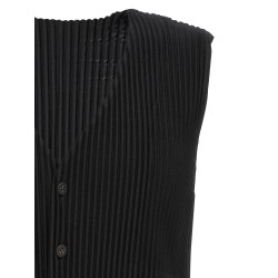 'Basics' vest