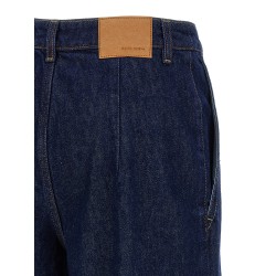 'Toteness' jeans