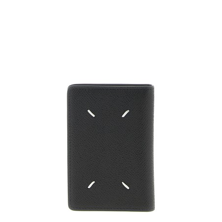 'Stitching' card holder