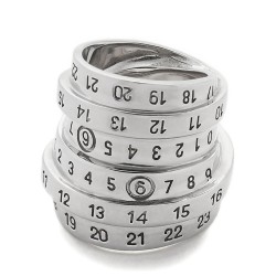 Logo ring