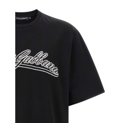 Logo embroidery t-shirt