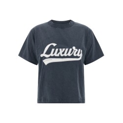 Embroidery t-shirt