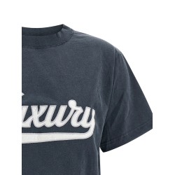 Embroidery t-shirt