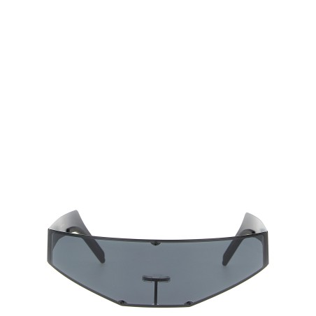'Cyclops' sunglasses
