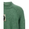 'UC2E4904-2' sweater