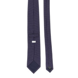 Patterned silk tie
