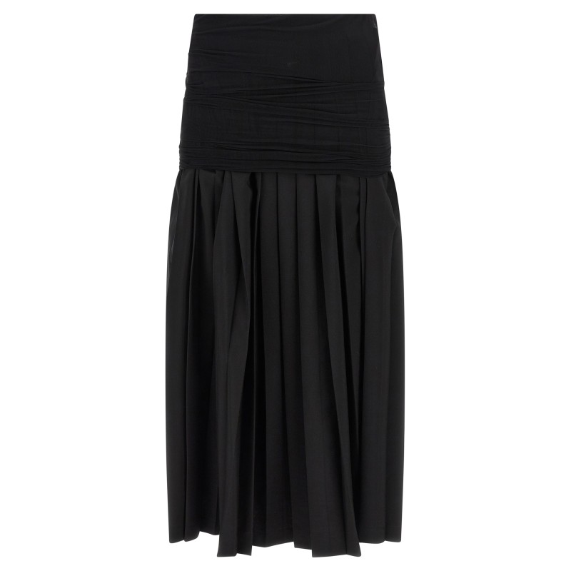 Double layer skirt