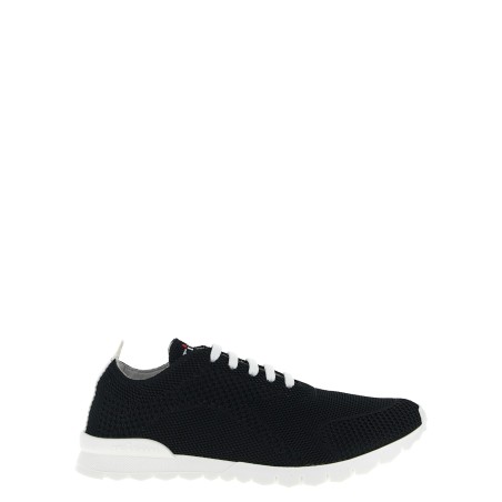 'Fits' sneakers