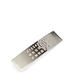 'Numeric' hair clip